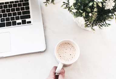 瓦伦西亚锁定布伦特福德中场奥涅卡|迪昂|开罗|贝西克塔斯|恩迪迪|西亚塔斯_新浪体育_新浪新闻