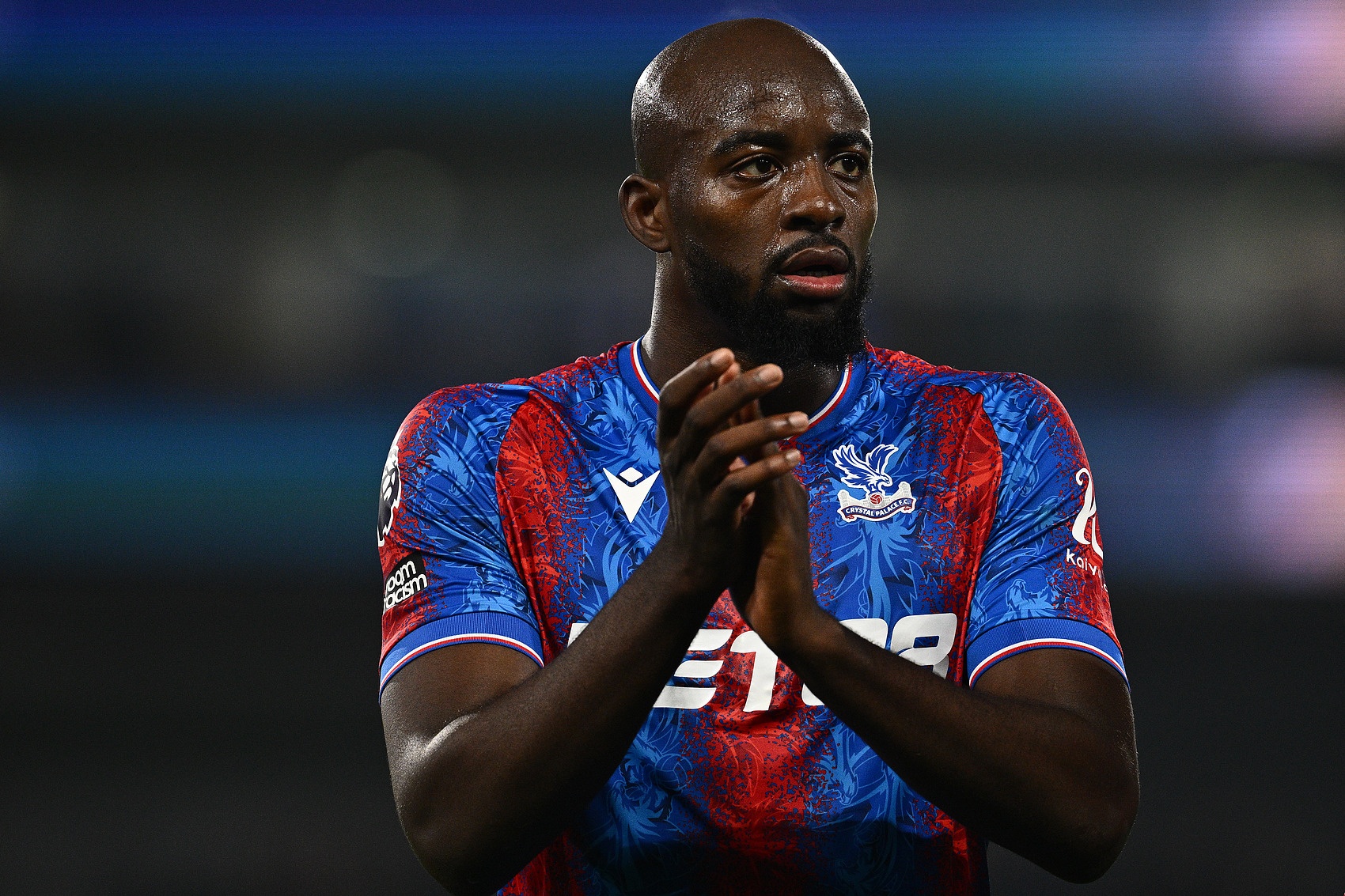 天空体育：尤文正敲定费内巴切中锋恩内斯里，不太可能再签马特塔